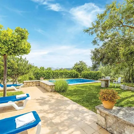 Maria Martin Villa Pollença