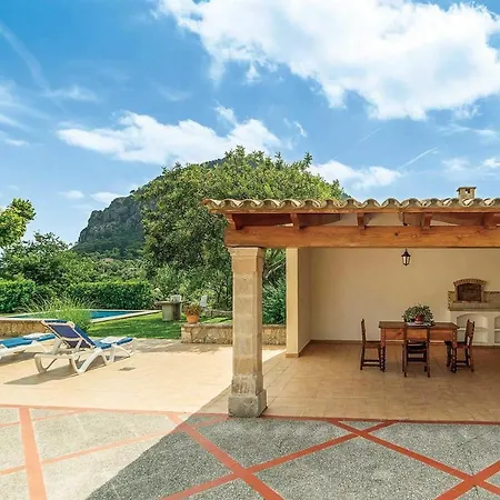 Maria Martin Villa *